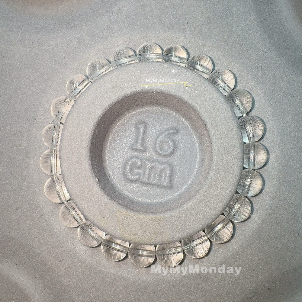 Clear Quartz Bracelet with Hah Taew 8mm - Picture 5 of 9
